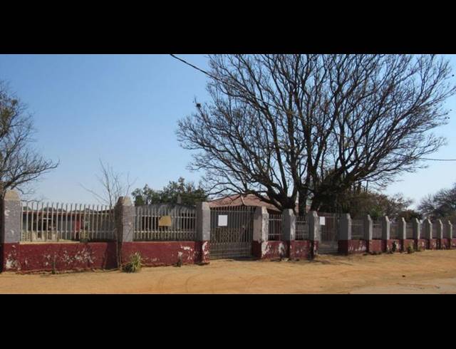 FARM FOR SALE IN ELANDSVLEI